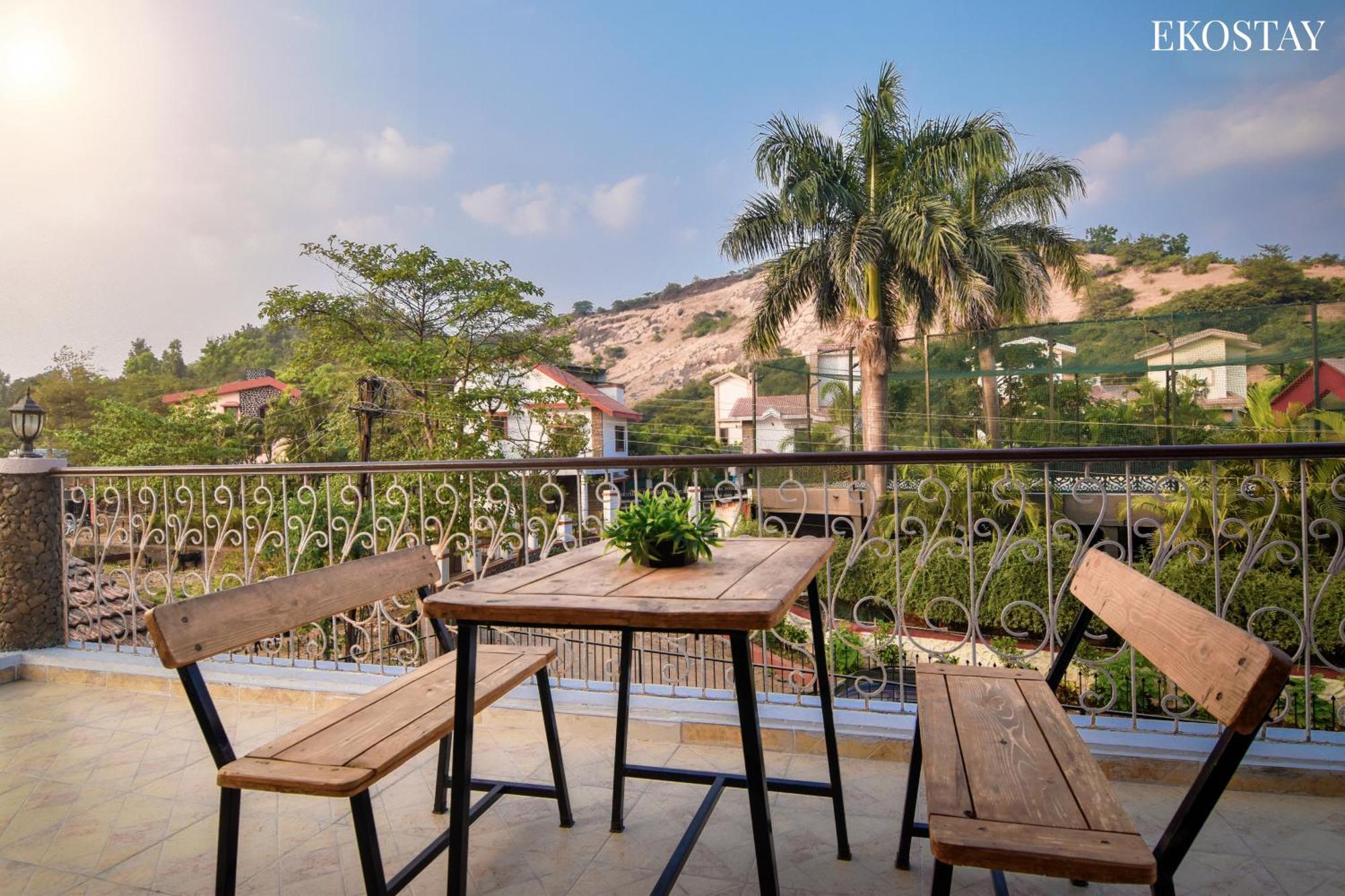 Eko Stay- Paramount Villa Lonavala Kültér fotó